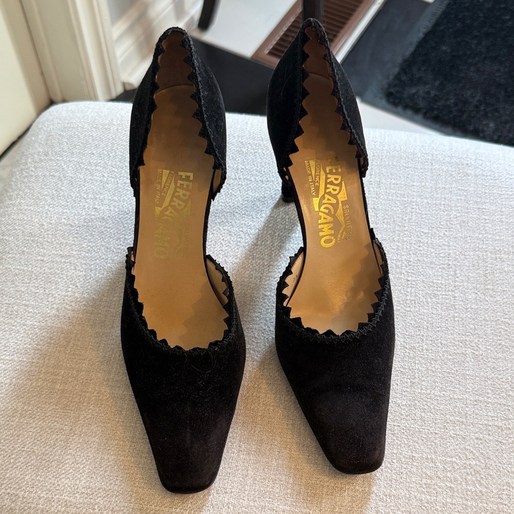 Salvatore Ferragamo Black Suede Heels size 8 AA
